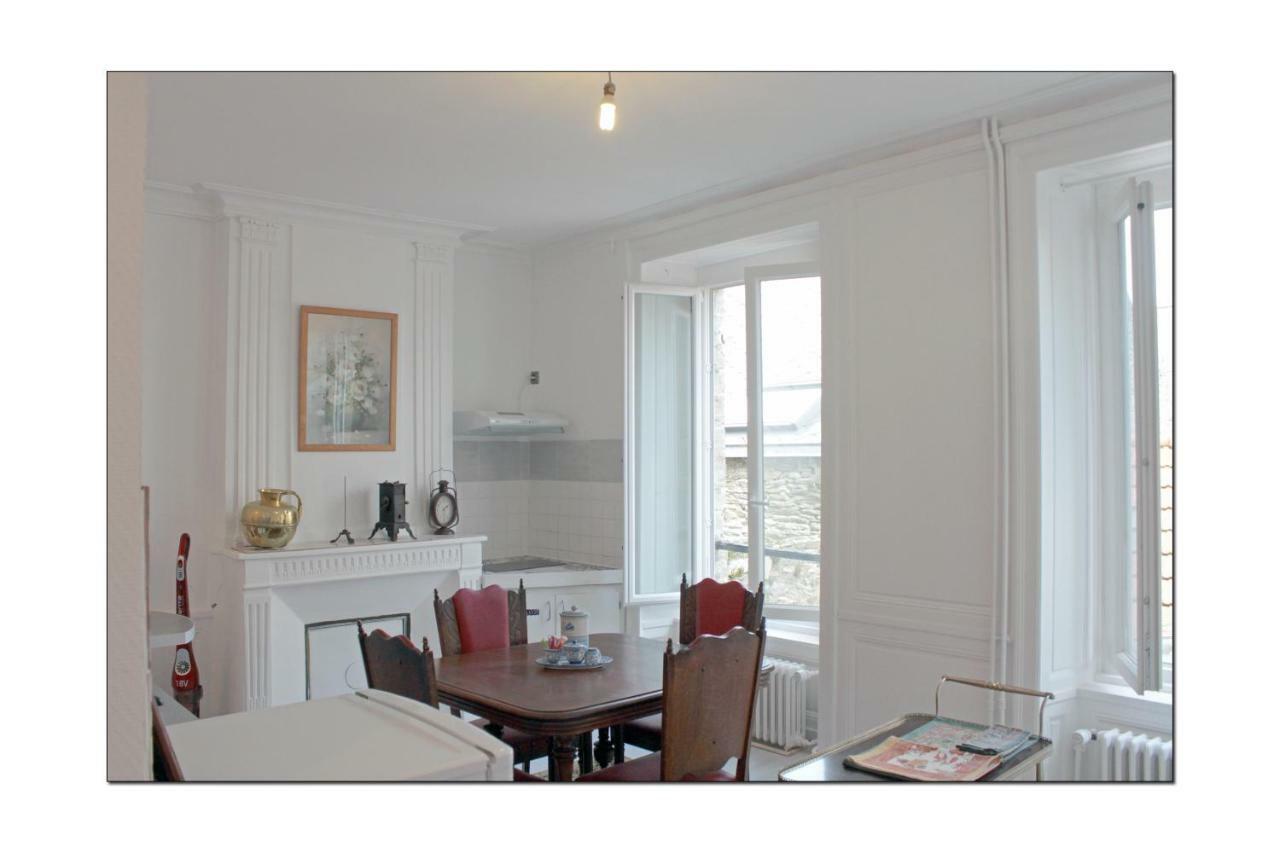 Les Unelli Hotell Cherbourg-en-Cotentin Exteriör bild
